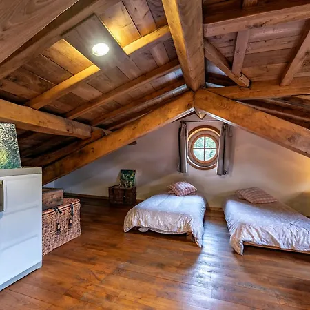 La Casita De Oza * A Coruna